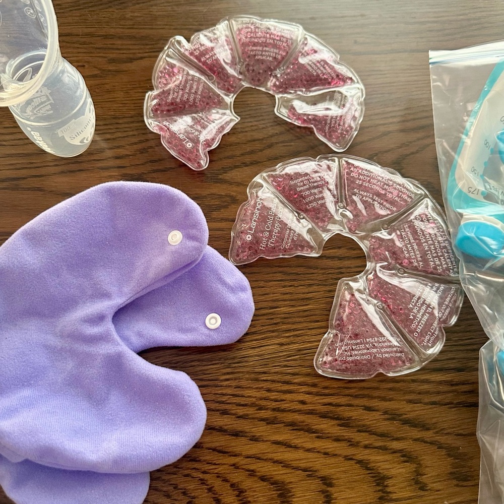 Spectra S2 Plus Breast Pump Bundle with Lots of Nursing/Pumping  Accessories - Picture 4 of 7